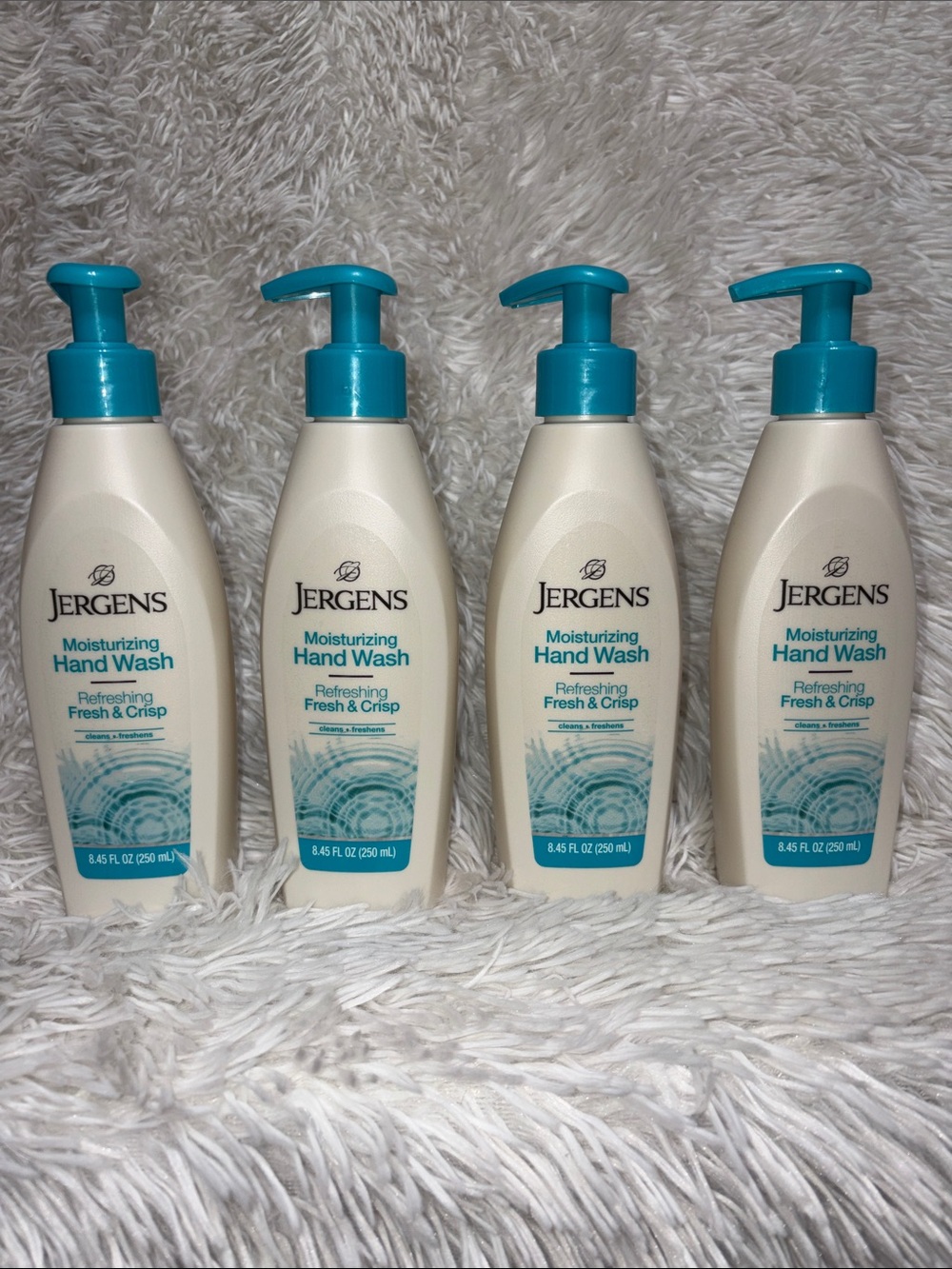 Jergens Moisturizing Hand Wash Refreshing Fresh & Crisp 8.45 fl.oz Each (4pk)